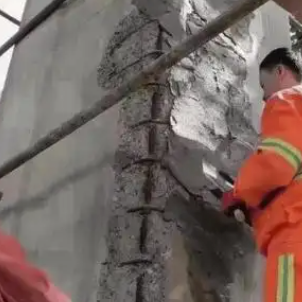 永靖梁板柱楼梯空洞蜂窝剥落露筋等表面破损修补用高强聚合物修补砂浆